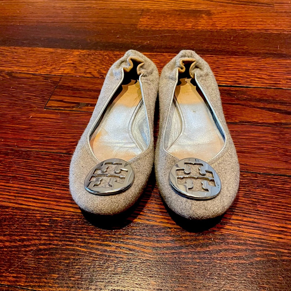 Tory Burch Reva Flats Sz 6.5 Grey Flannel